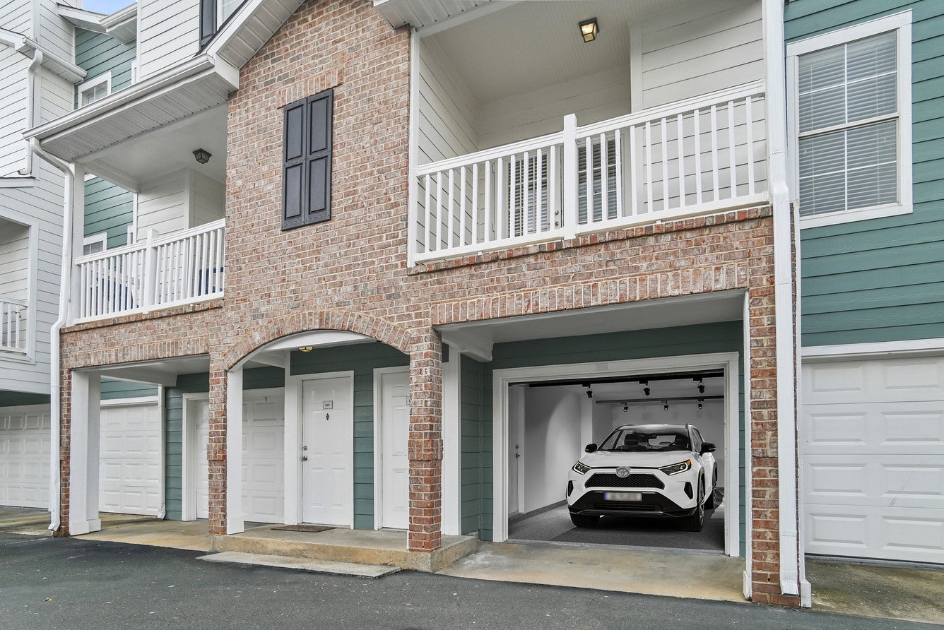 Apartments With Attached Garages Charlotte Nc