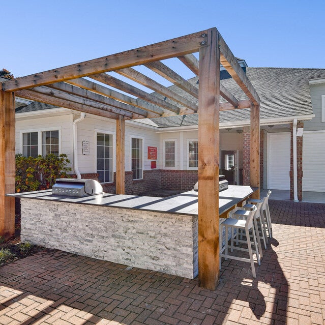 Highlands at Alexander Pointe - Grilling Station