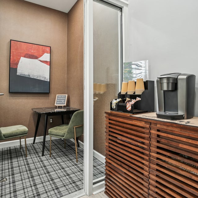 Highlands At Alexander Pointe - Business Center